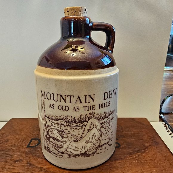 Mountain Dew - "As Old as the Hills" - Porcelain jug with cork - Picture 6 of 7